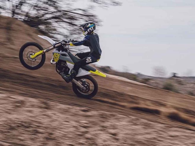 Husqvarna selects Dunlop MX33 tyres for its next-generation motocross range.
