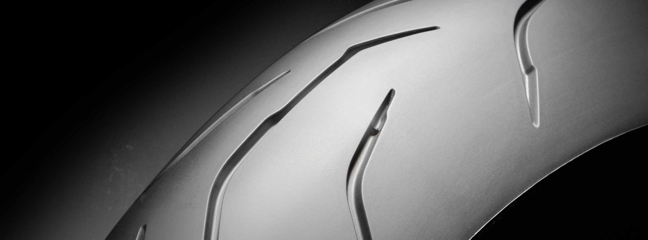 BMW S 1000 XR με ελαστικά Dunlop Mutant με βουνά στο πίσω μέρος